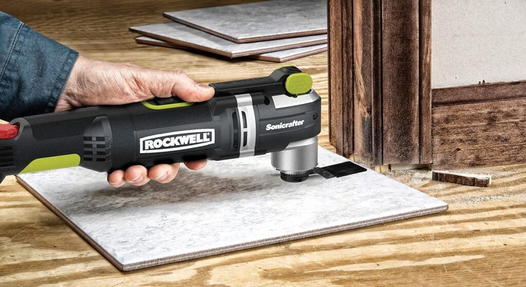 Rockwell 4-1/2” Compact Circular Saw, 5 amps, 3500 rpm, with Dust Port and Starter Kit– RK3441K , Black